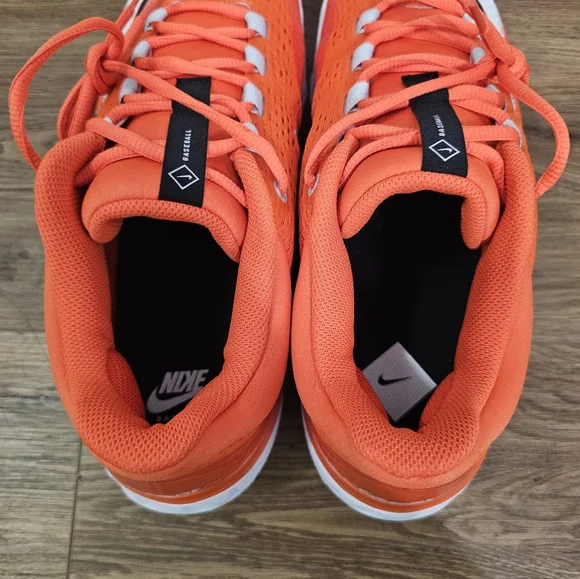 Nike Alpha Huarache Elite 4 Metal Baseball Cleats Orange FN7222-800 Mens Sz 11.5